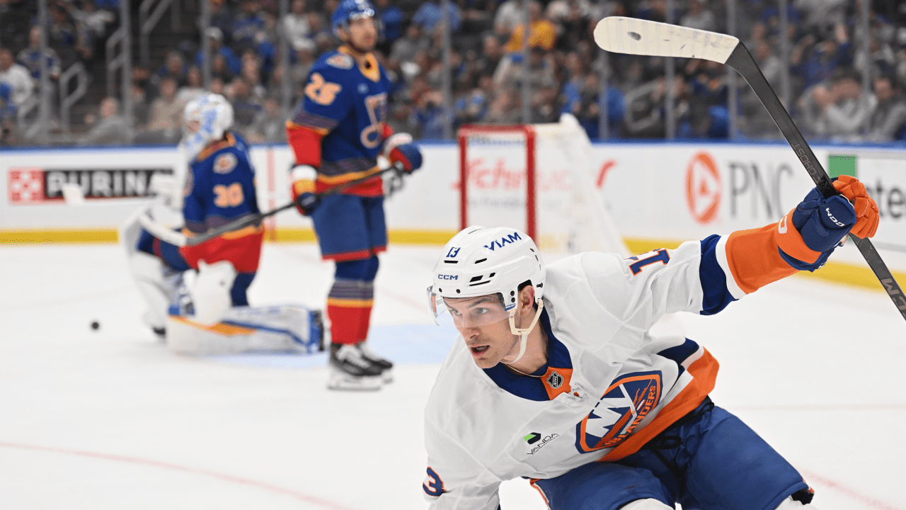 Islanders rally from 3 down, top Blues in OT in Schenn’s return