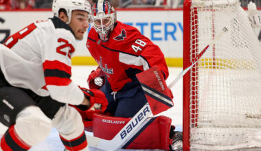 Thompson makes 30 saves, Capitals edge Devils