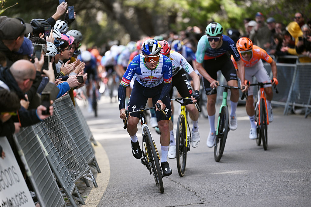 2026 Volta a Catalunya stage 7: Remco Evenepoel on the attack