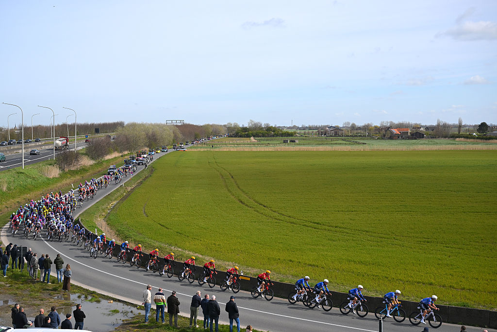 WEVELGEM, BELGIUM - MARCH 29: A general view of the peloton competing during the 88th In Flanders Fields - From Middelkerke to Wevelgem 2026 - Men&amp;apos;s Elite a 240.8km one day race from Middelkerke to Wevelgem / #UCIWT / on March 29, 2026 in Wevelgem, Belgium. (Photo by Tim de Waele/Getty Images)