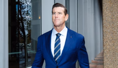 Ben Roberts-Smith to attend Anzac Day despite war crime charges