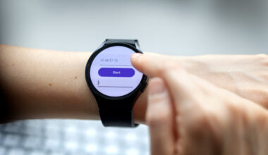 Sonar on stock smartwatches leads to hand-tracking breakthrough