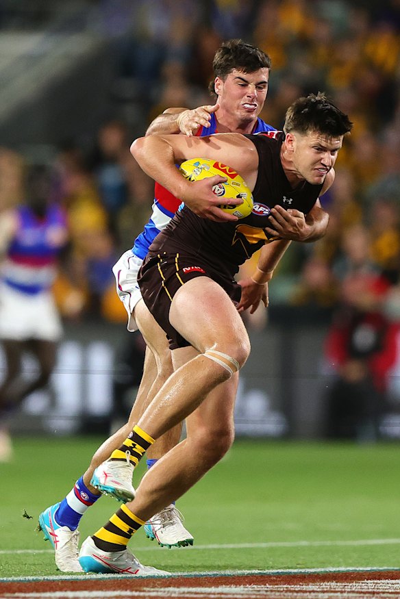 Lewis was in imposing form against the previously undefeated Bulldogs.