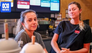 Cafe owners calls for visa changes to stop backpackers leaving WA's holiday hotspots