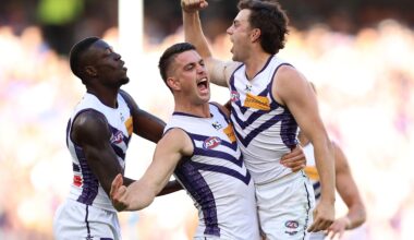 Dockers dominate Derby after Eagles' wayward start