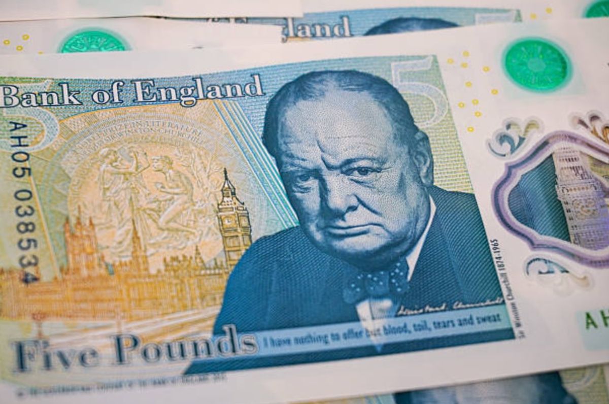 DWP sending automatic £200 to state pensioners born between 1946 and 1960