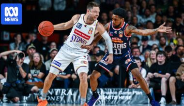 Sixers coach Mike Wells denies disrespecting Kings' Matthew Dellavedova in NBL championship series