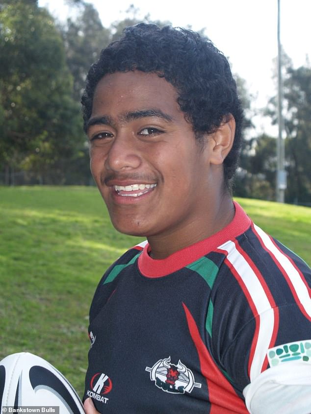 Fans argue Mailata was never a professional rugby league star despite hype around pre-NFL highlights