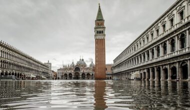 Venice is threatened by rising sea levels. Will the city be forced to relocate?