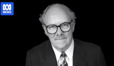 National Institute of Dramatic Art's former director John Clark dies aged 93