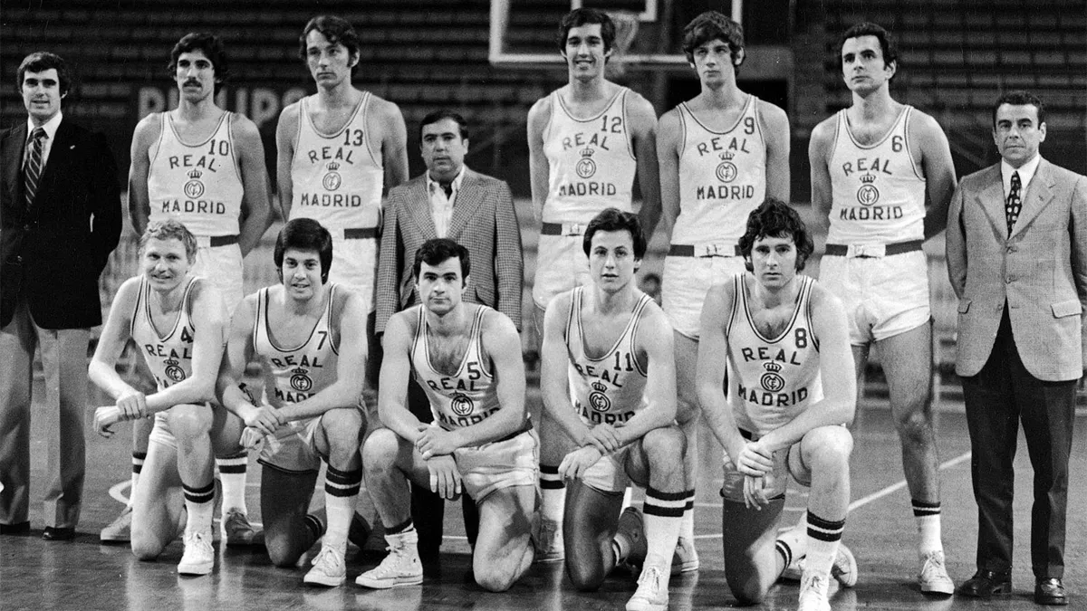 52 years since the 16th basketball league title