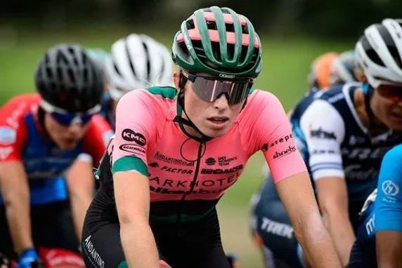 135178_4e1b5a9a31badb61e2252ae359e3a935