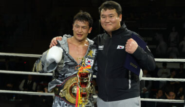 Choi Siro celebrates his victory over Giovanni Cabrera at the Namyangju Sports Complex indoor gymnasium in Gyeonggi on April 5. [FW1]