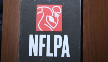 NFLPA supports referees in CBA negotiations with NFL