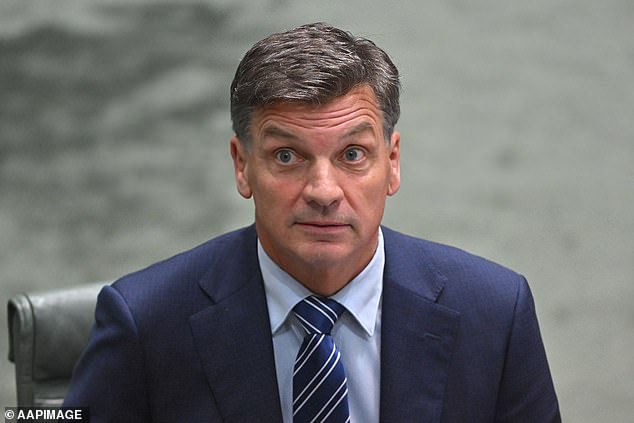 Leader of the Opposition Angus Taylor before Question Time in the House of Representatives at Parliament House in Canberra, Wednesday, April 1, 2026. (AAP Image/Mick Tsikas) NO ARCHIVING