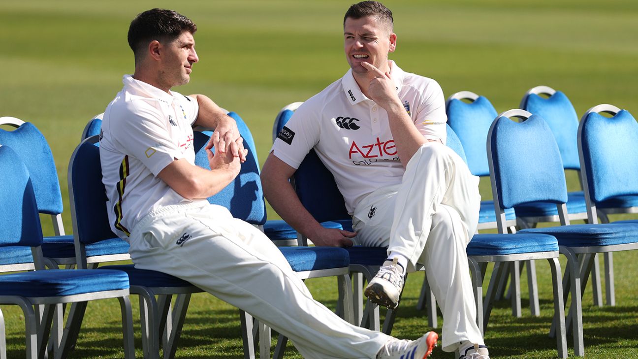 Durham, Lancashire front race to escape second tier