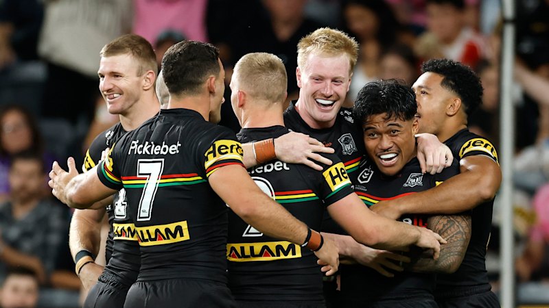 Records tumble as Penrith Panthers run riot against Melbourne