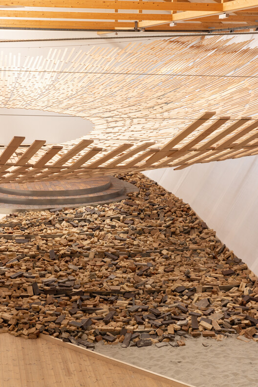 Kengo Kuma & Associates Present Site-Specific Installation “Earth | Tree” at Copenhagen Contemporary - Image 2 of 18