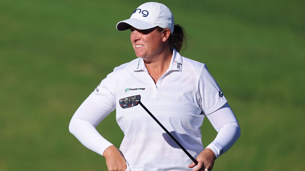 Lauren Coughlin leads by 5 at Shadow Creek in windy round