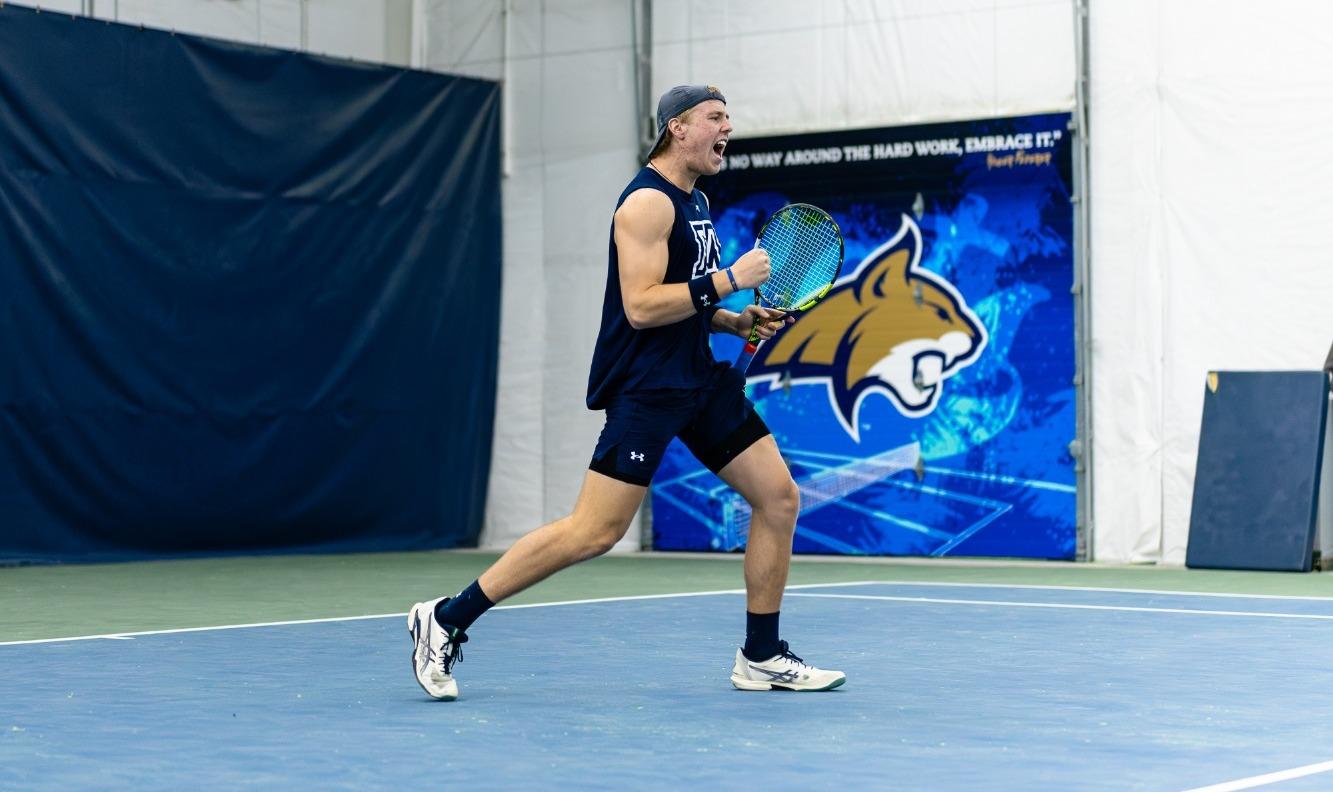 Camille Chantron backhand