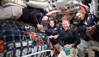 Canadian astronaut Jeremy Hansen talks about 'incredible' views of Earth in live video call from deep space