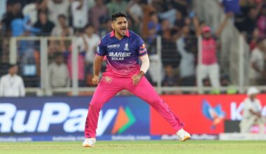 Torture by yorker - Deshpande nails 'em in final over