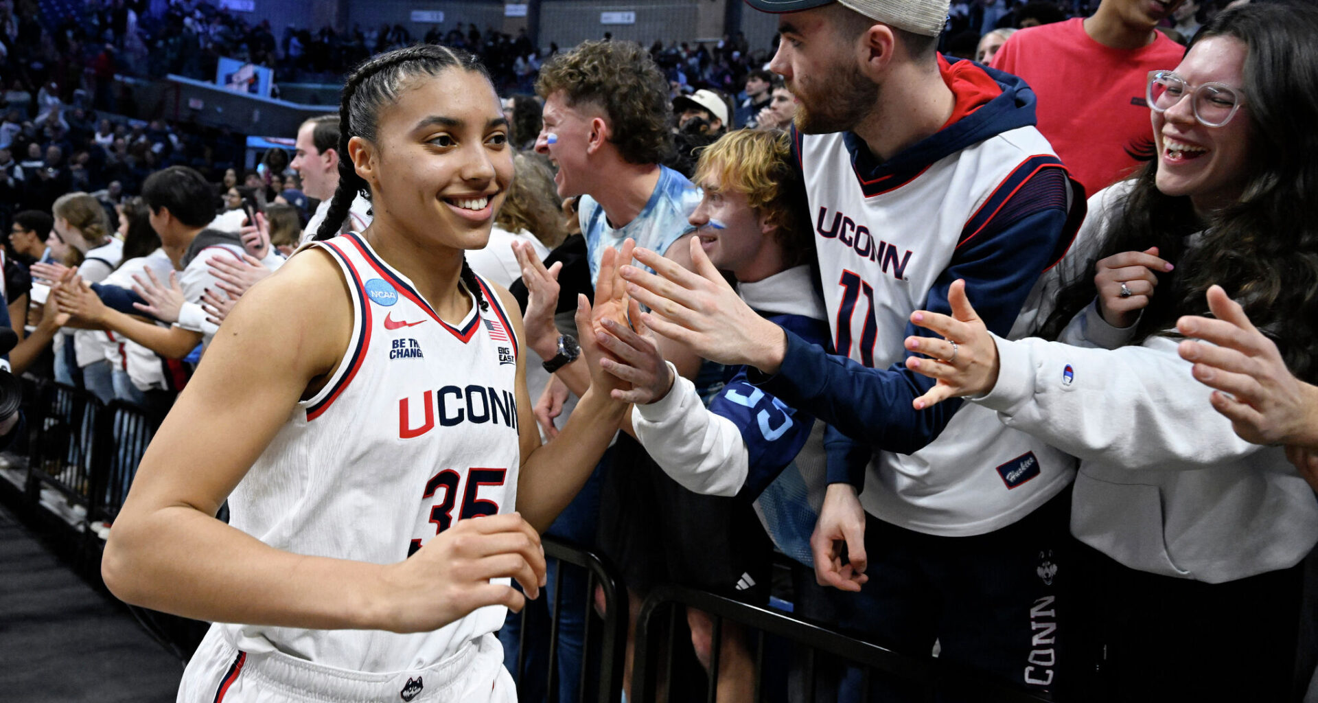 Through tears and triumph, Azzi Fudd leaves lasting legacy at UConn