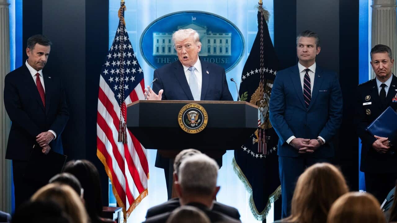  Trump says Iran can be 'taken out' for not reopening Strait of Hormuz as a ceasefire stalls