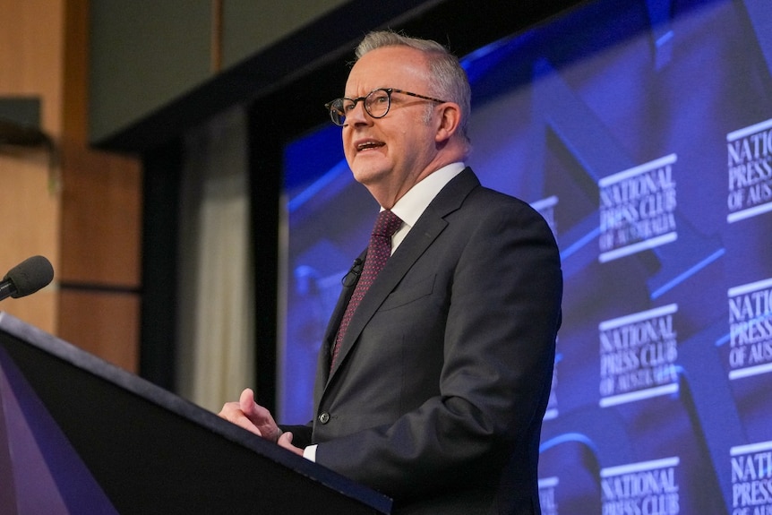 Anthony Albanese speaks at the National Press Club. 