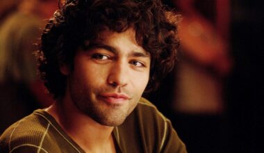 Devil Wears Prada star mocks sequel absence as "iconic" final trailer lands