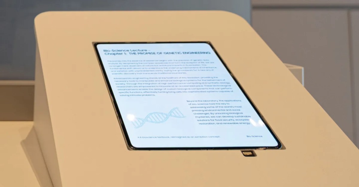 Apple’s foldable iPhone to use Samsung display.