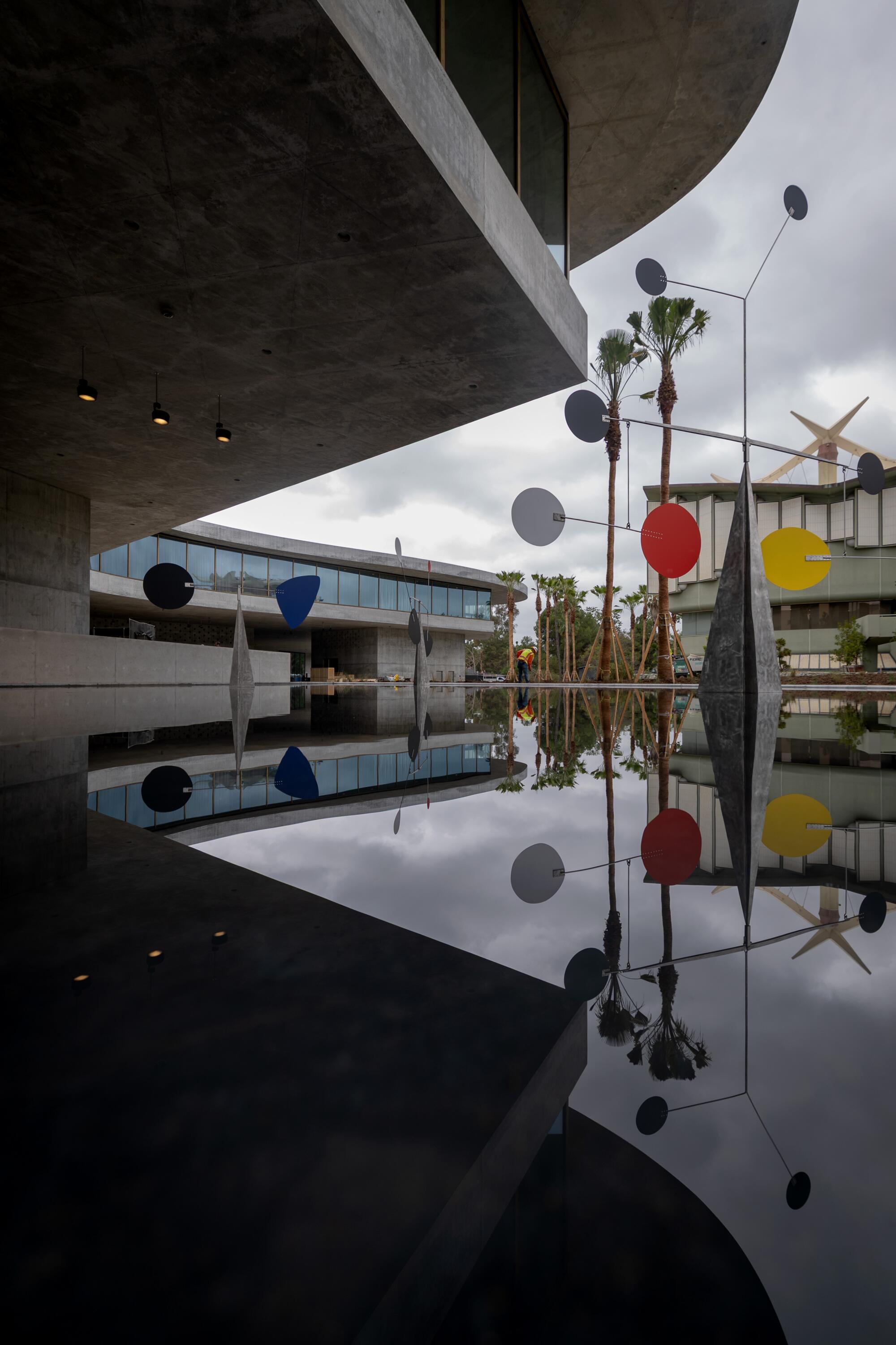 A fountain at a museum.