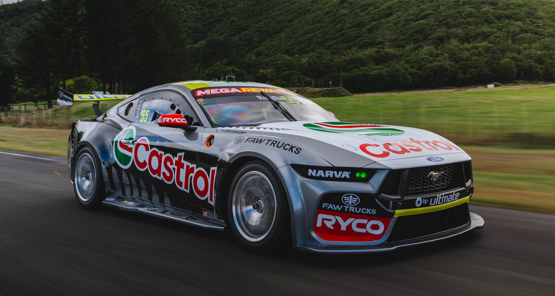 Silver fern scheme for Thomas Randle’s 150th Supercars start