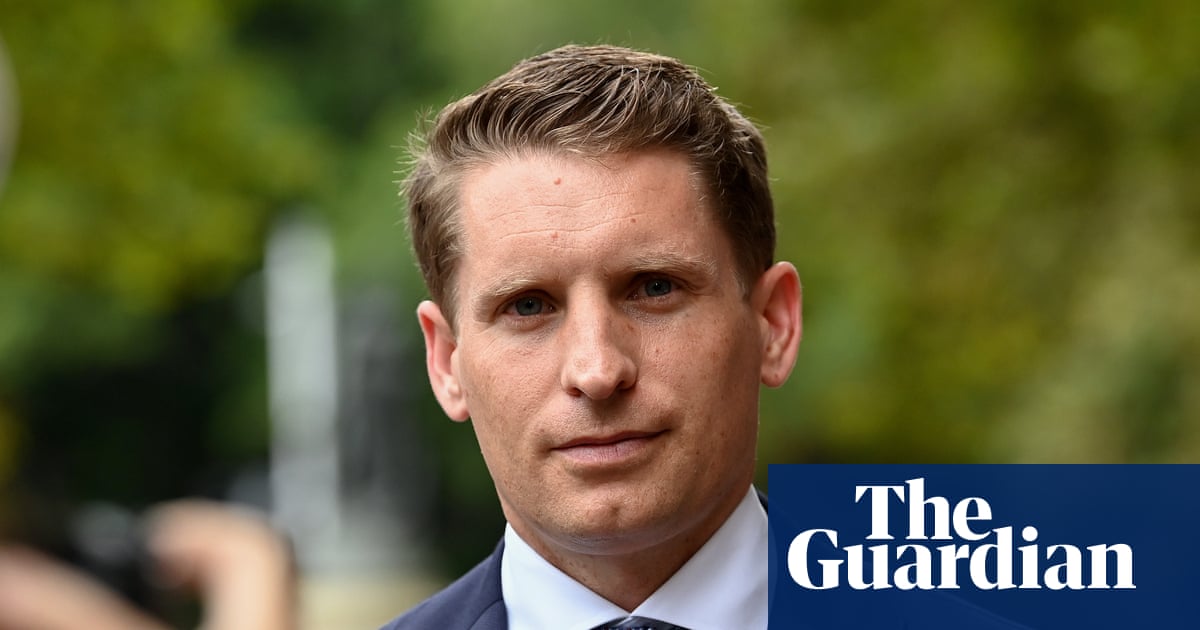 Ben Roberts-Smith entitled to presumption of innocence but ‘none of us are above the law’, Andrew Hastie says | Ben Roberts-Smith