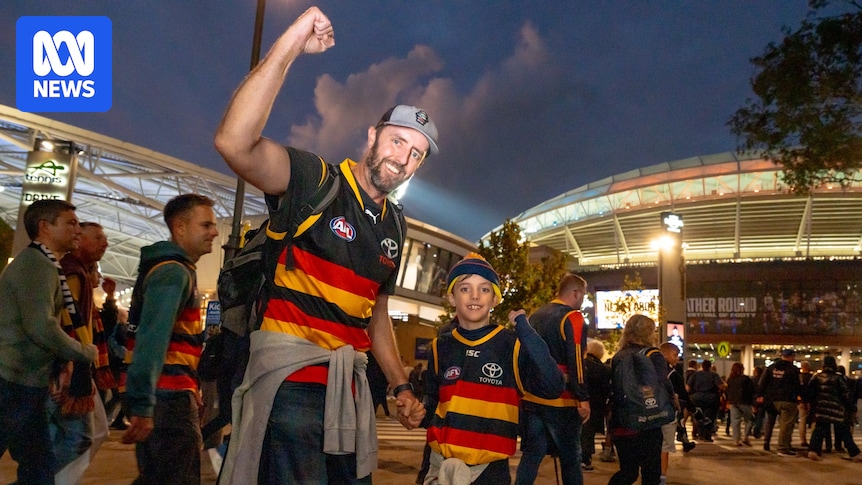 Rainy weather easing for AFL Gather Round weekend matches, as Barossa welcomes fans