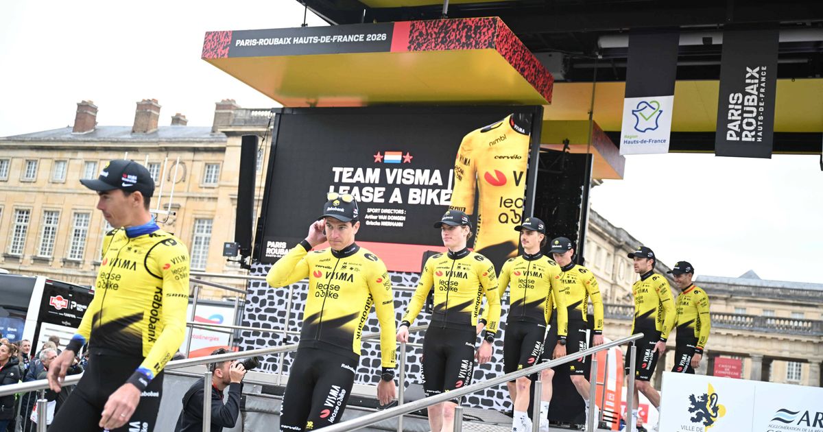 Visma Lease A Bike have multiple cards at Paris-Roubaix
