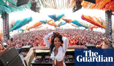 Coachella 2026: Sabrina Carpenter, Justin Bieber, Sombr – in pictures - The Guardian