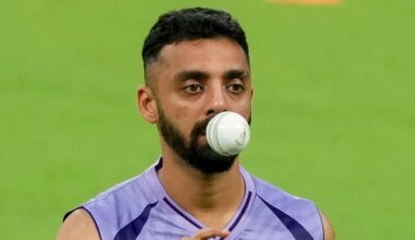 Varun returns as KKR choose to bowl against CSK