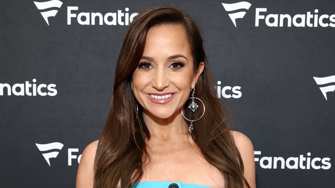 Dianna Russini resigns from Athletic following Mike Vrabel photos