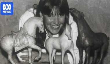 Tributes flow for 'extraordinary' Robe sculptor and horsewoman Patricia Moseley