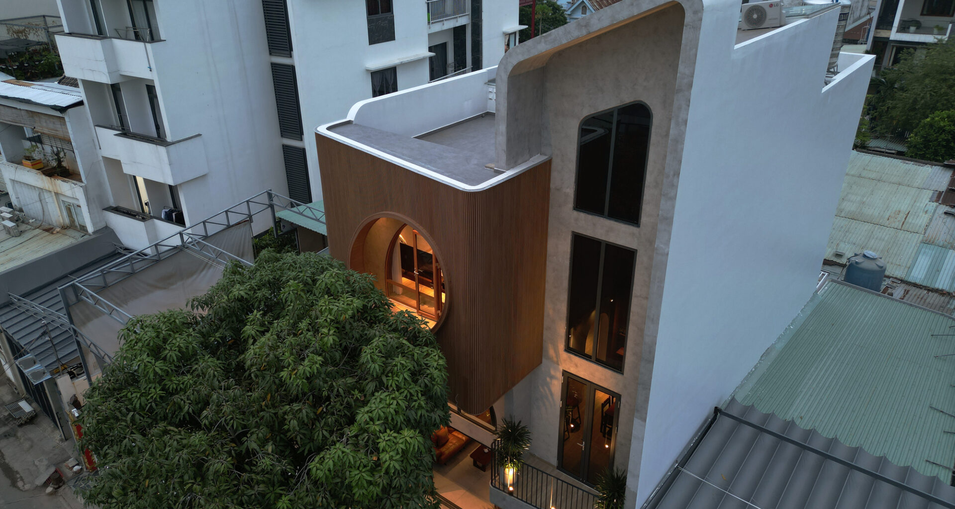 Vesp House / Story Architecture