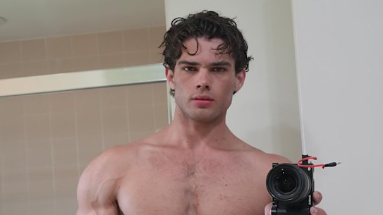 Clavicular, real name Braden Peters.