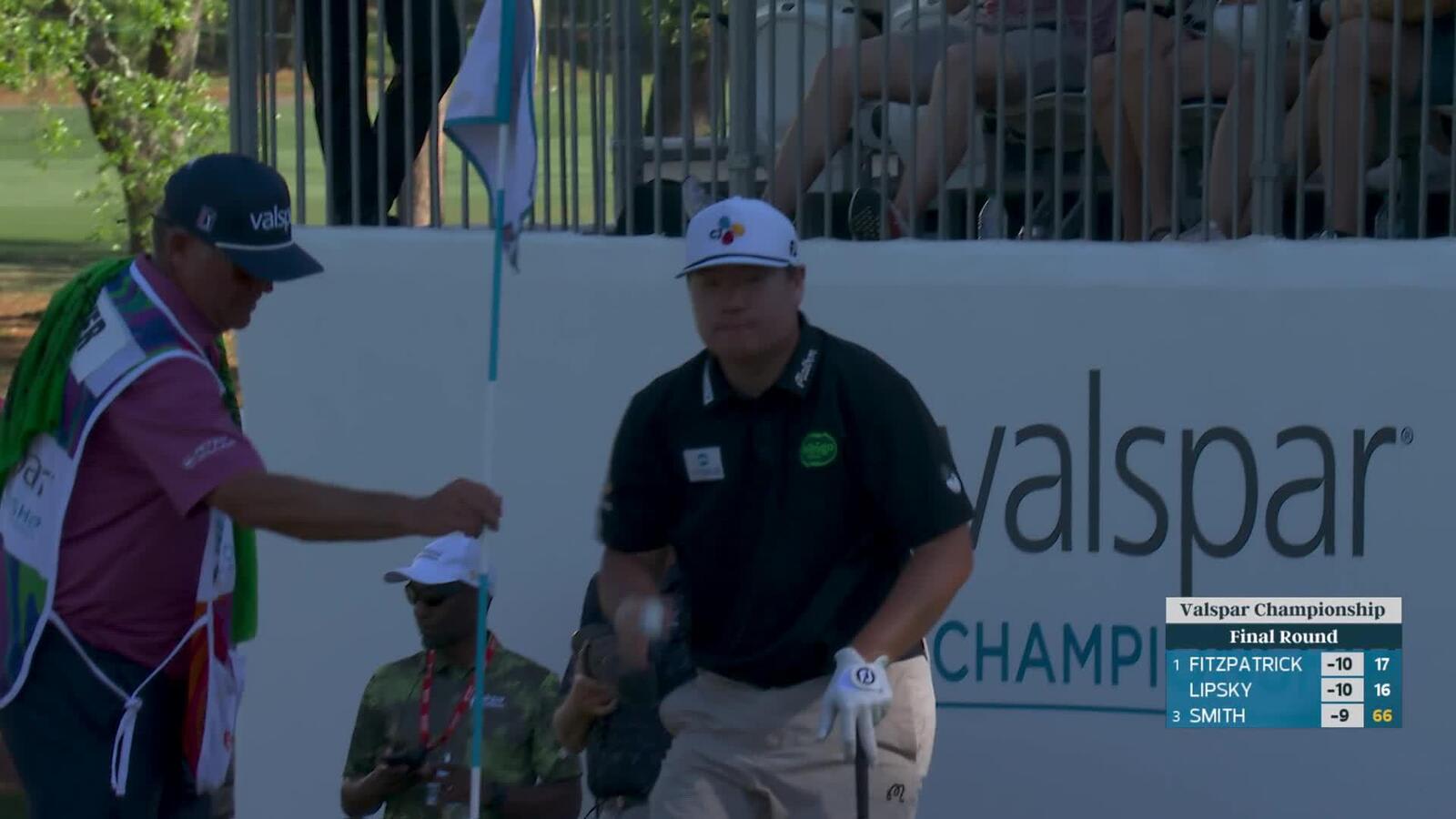 Sungjae Im sinks 31-foot birdie putt on No. 16 at Valspar
