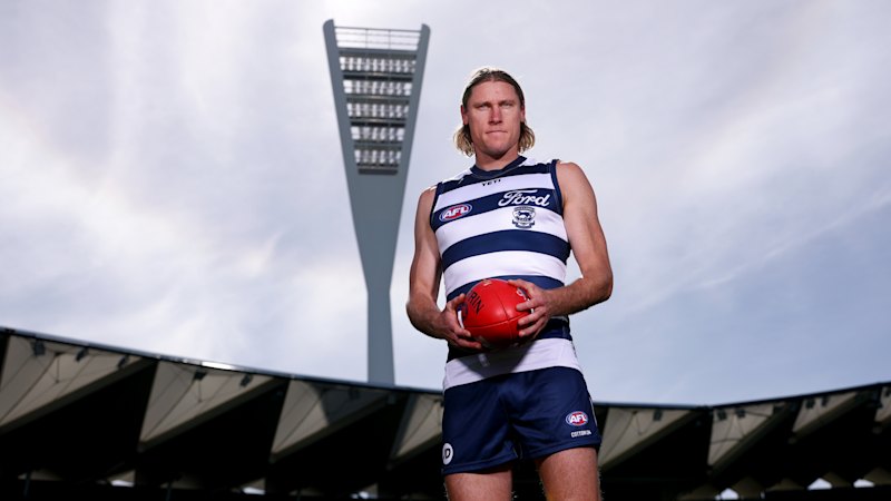 Mark Blicavs reaches 300 matches for Geelong Cats against the Western Bulldogs at GMHBA Stadium