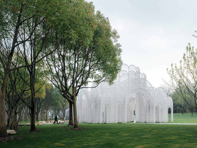 What Textiles and Translucency Bring to Public Space: 5 Lightweight Interventions - Image 3 of 20