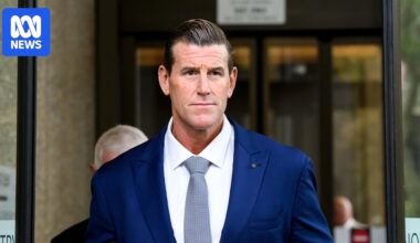 Ben Roberts-Smith expected to apply for bail on war crimes charges