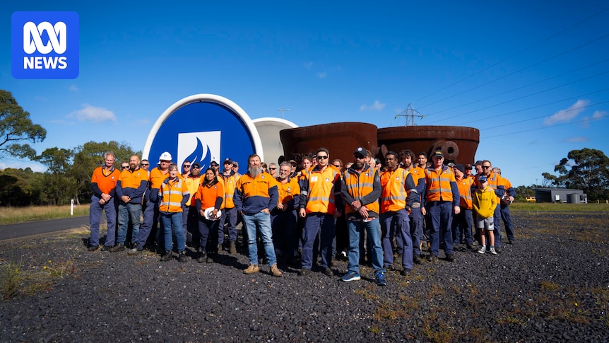 Liberty Bell Bay smelter workers plead for government support as final payday looms