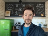 Selfie samples - 21mm, f/2.2, ISO 373, 1/60s (6528x4896px) - vivo V70 FE review