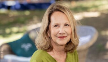 Downton Abbey star dies aged 77 after battle with dementia