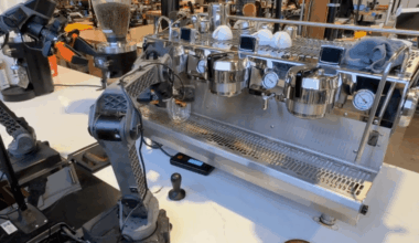 Physical Intelligence, a hot robotics startup, says its new robot brain can figure out tasks it was never taught